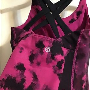 lululemon athletica Tops - Lululemon tank 6 lululemon athletica Tops - Lululemon tank 6